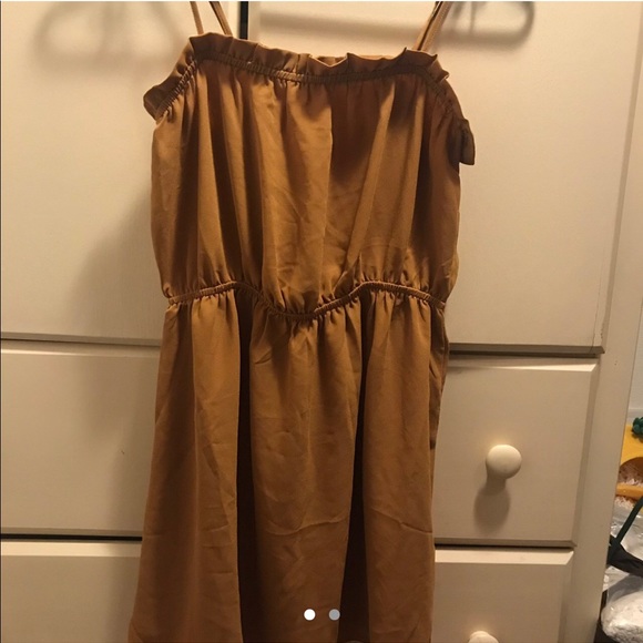 Forever 21 Ruffle Dress - Picture 2 of 2